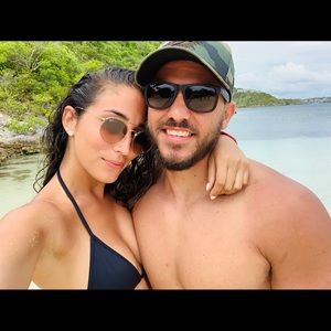 Meet your Posher, Chloe